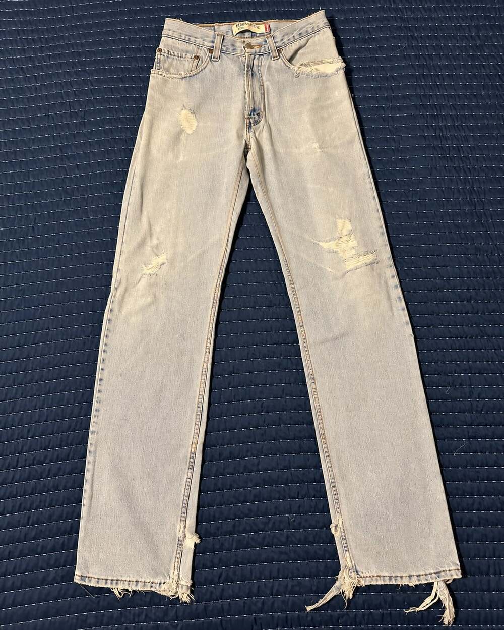 Levi's Light Wash Distressed Straight Leg Jeans with Frayed Hem W32 L36